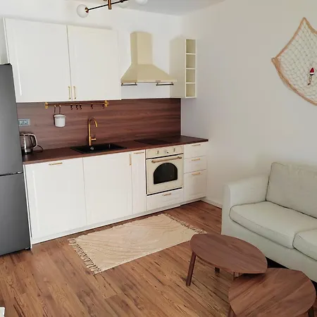 Sea 2 Apartment *