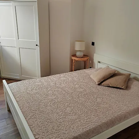 Apartment Sea 2
